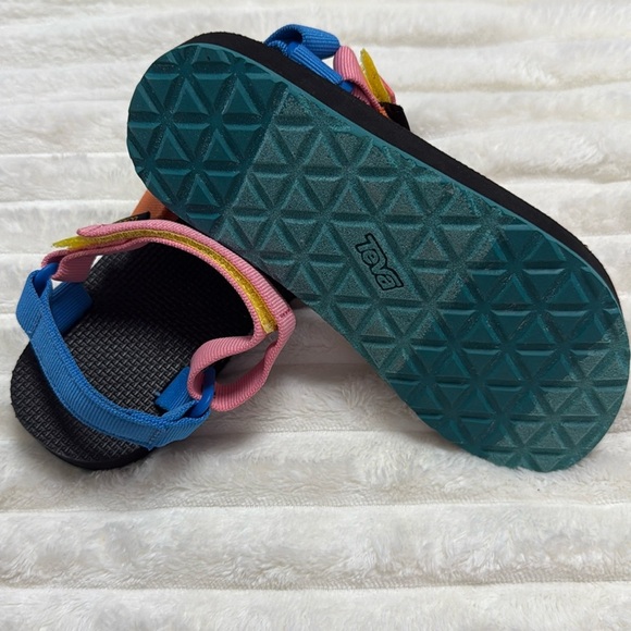 Teva NWOT Kids Multicolor Sandals - Picture 3 of 5